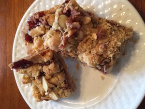 Raspberry crumble bars