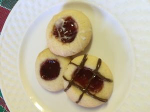 Raspberry shortbread cookies