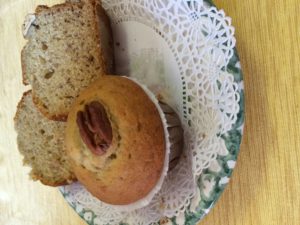 banana bread and banana muffin